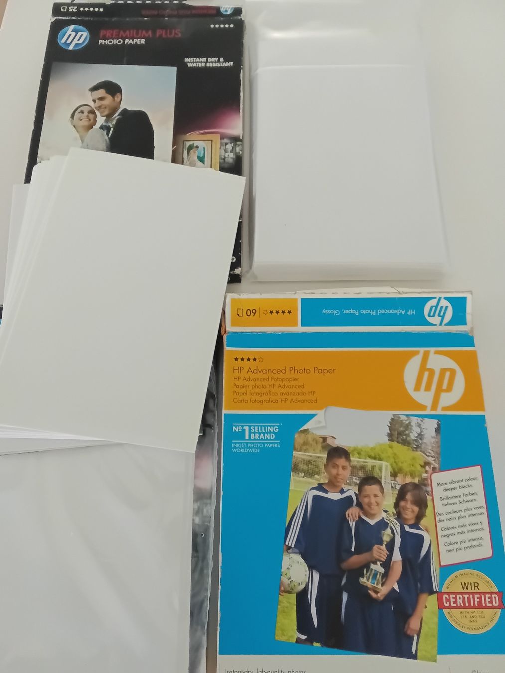 Hewlett Packard Carta: HP Premium Plus Photo Paper 10x15cm sheets from 3 boxes – Usato da Immensee venduto da vgitter 2
