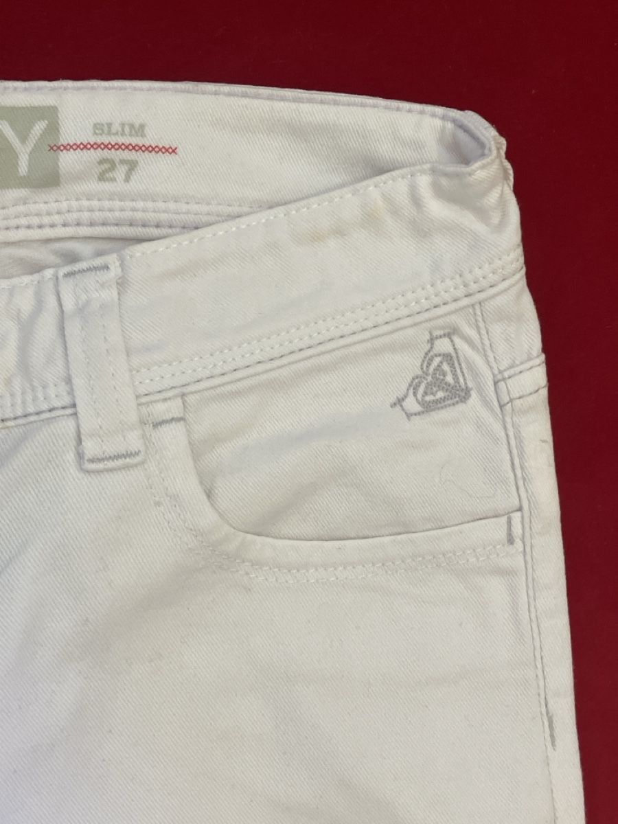 Roxy Jeans: Roxy Jeans weiss Grösse 27 Slim Fit gebraucht – Usato da Muralto venduto da jac_hkz5 2