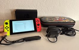 Nintendo Switch Neon Rot/Blau Konsole mit Zubehör