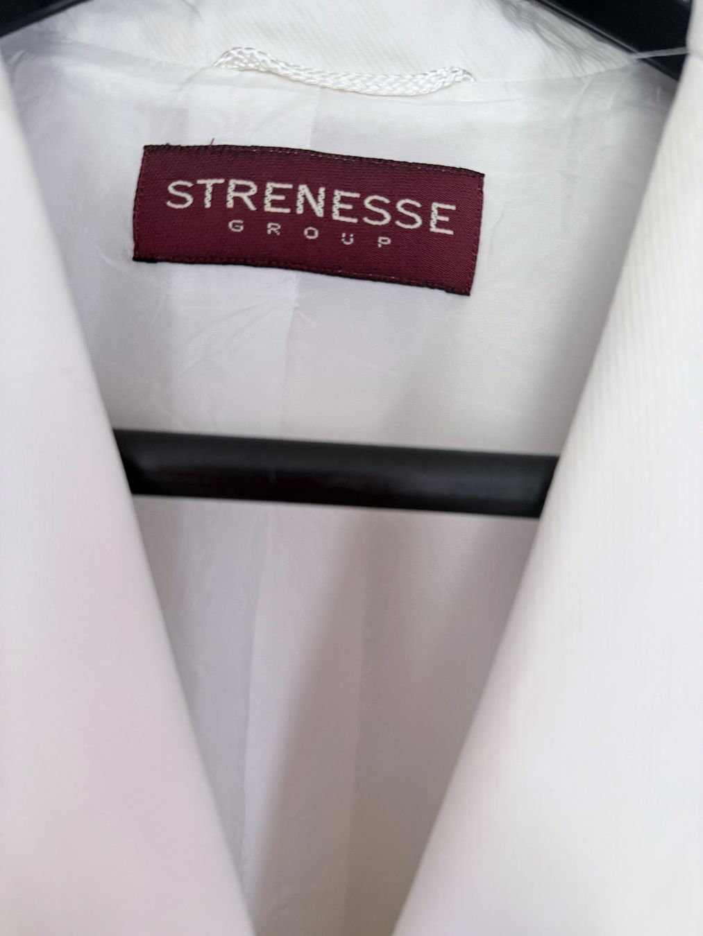 Strenesse Giacche: Weisser Blazer von Strenesse – Usato da Zürich venduto da Secretwish007 3