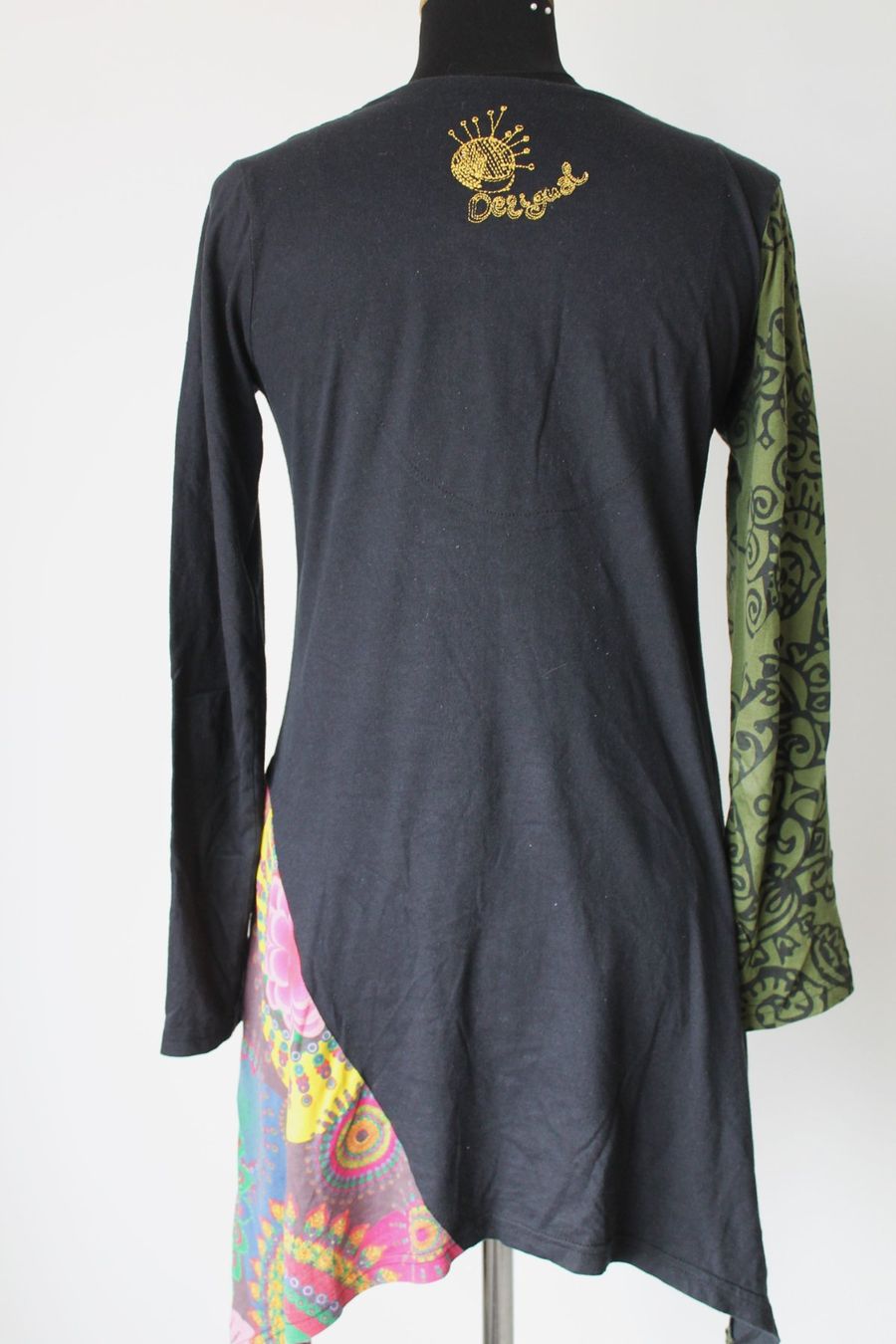 Desigual Tuniques: Tunique DESIGUAL taille M – D'occasion à Chez-le-Bart par jasse 1