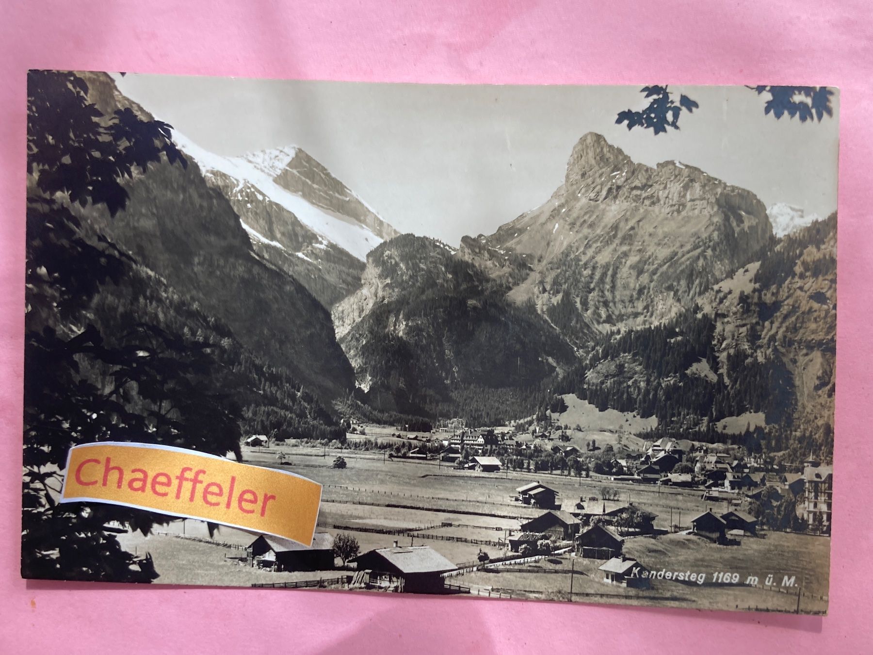 Cartoline postali: Kandersteg 1169 m.ü.M. – Usato da Zürich venduto da Chaeffeler