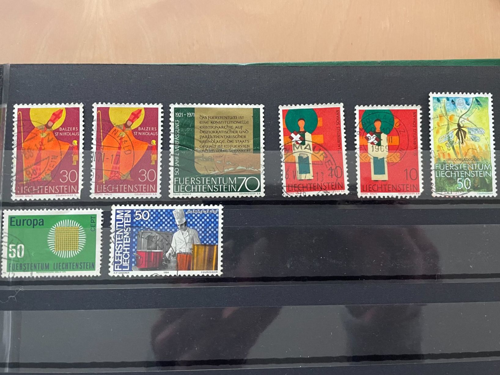Tutti i francobolli: Liechtenstein Briefmarken Sammlung – Usato da Mägenwil venduto da Zidane1