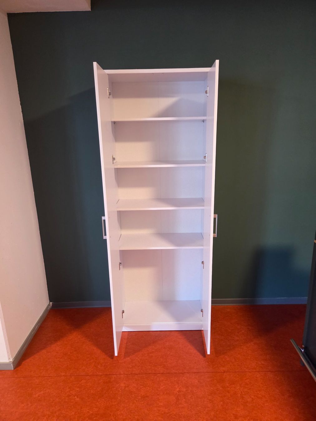 Armoires: Schrank weiss – D'occasion à Grenchen par FipuStr91 1