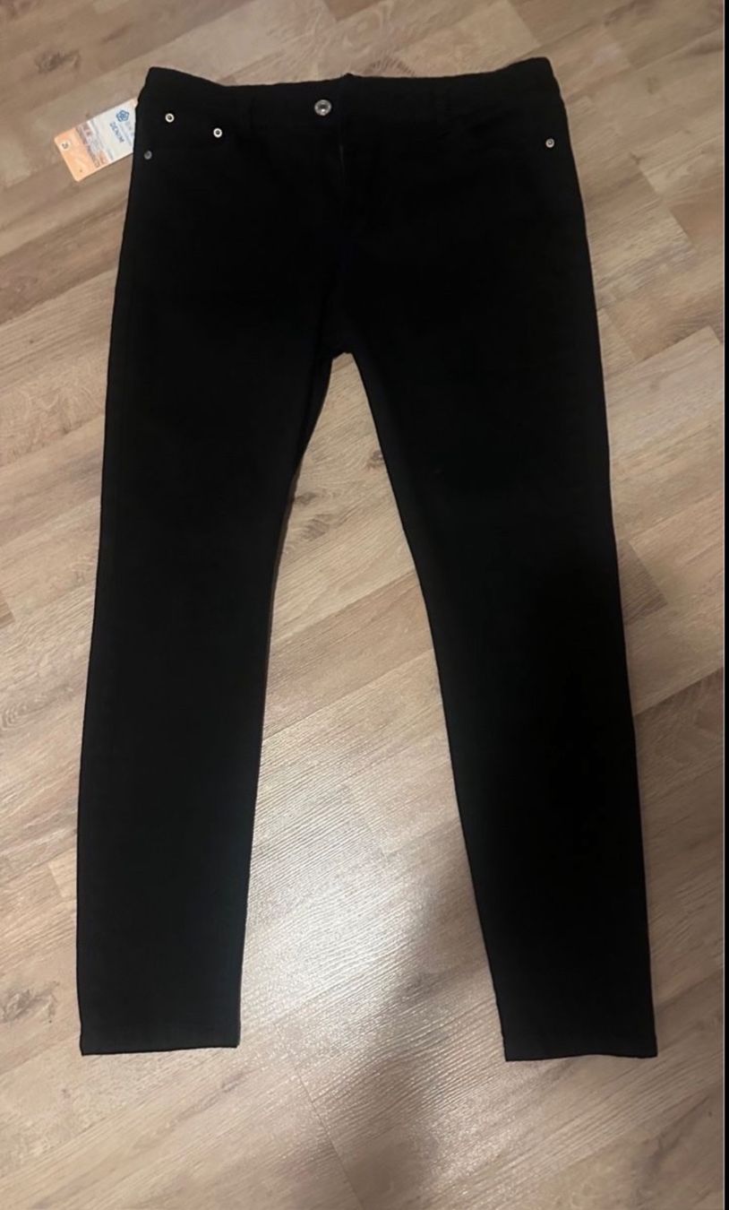 Jeans: Jeans denim noirs neufs taille 29 – Neu und originalverpackt aus Boussens von sko_9w6t 1