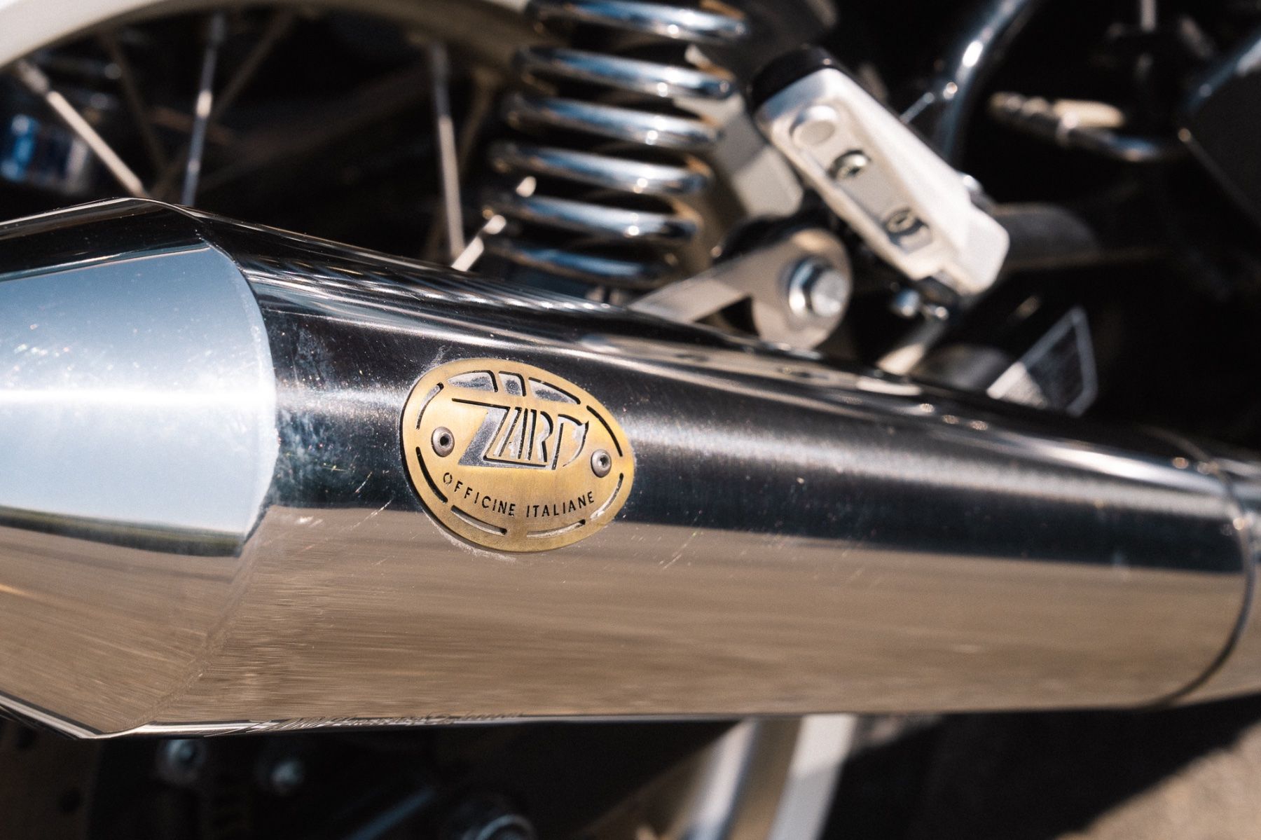 Royal Enfield Route: ROYAL ENFIELD Continental GT 650 Custom – D'occasion à Lausanne par ardrone2.0 1