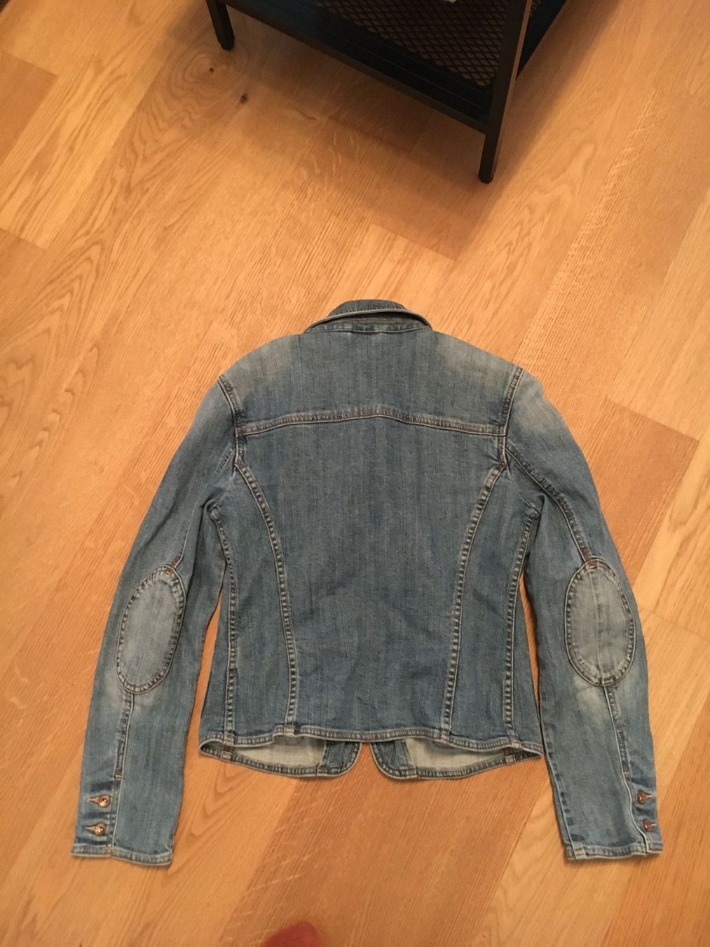Esprit Giacche: Damen Jeansjacke von Esprit Gr. 36 – Usato da Rotkreuz venduto da Vkahlo 6