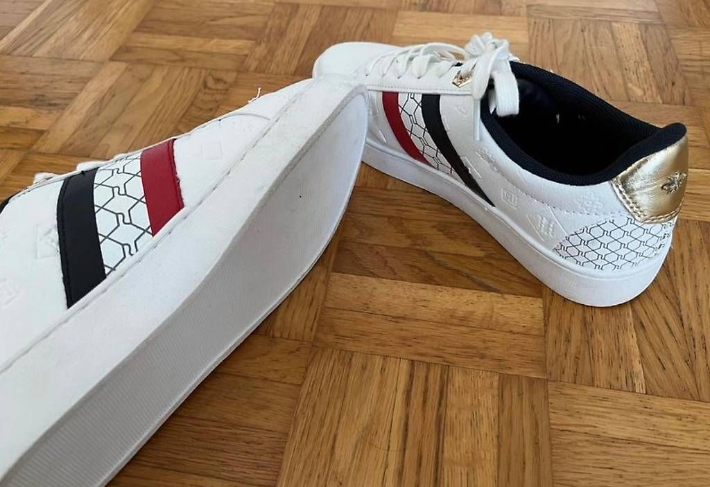 Scarpe da donna: Neue Sneaker Grösse 37 – Usato da Adliswil venduto da sil_v8dy 3