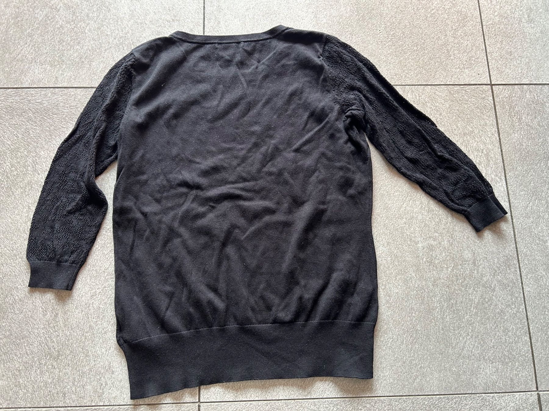 H&M Maglioni & Felpe: PULL léger avec dentelle noir manches 3/4 gr. M – Usato da Arbedo venduto da nadia1973 1