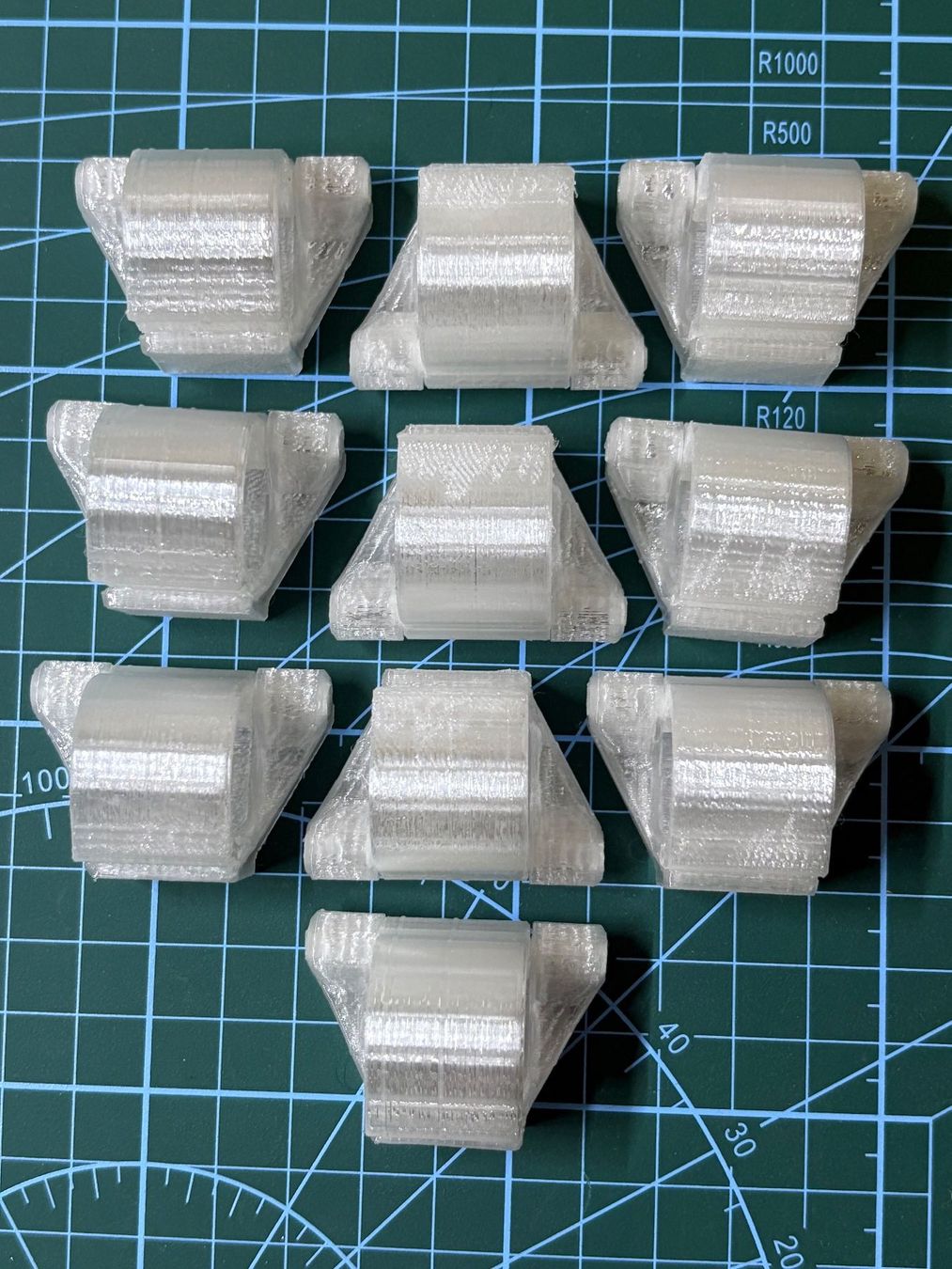 Noch Trains électriques: 10 Stk. Kelltec Kabelclips d19mm PET-G – Neuf avec emballage d'origine à Dittingen par Beamsplitter 1