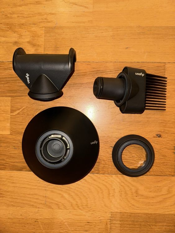 Dyson Asciugacapelli: Dyson supersonic - Set des attachement – Nuovo (secondo la descrizione) da pully venduto da asi_w6gl 1