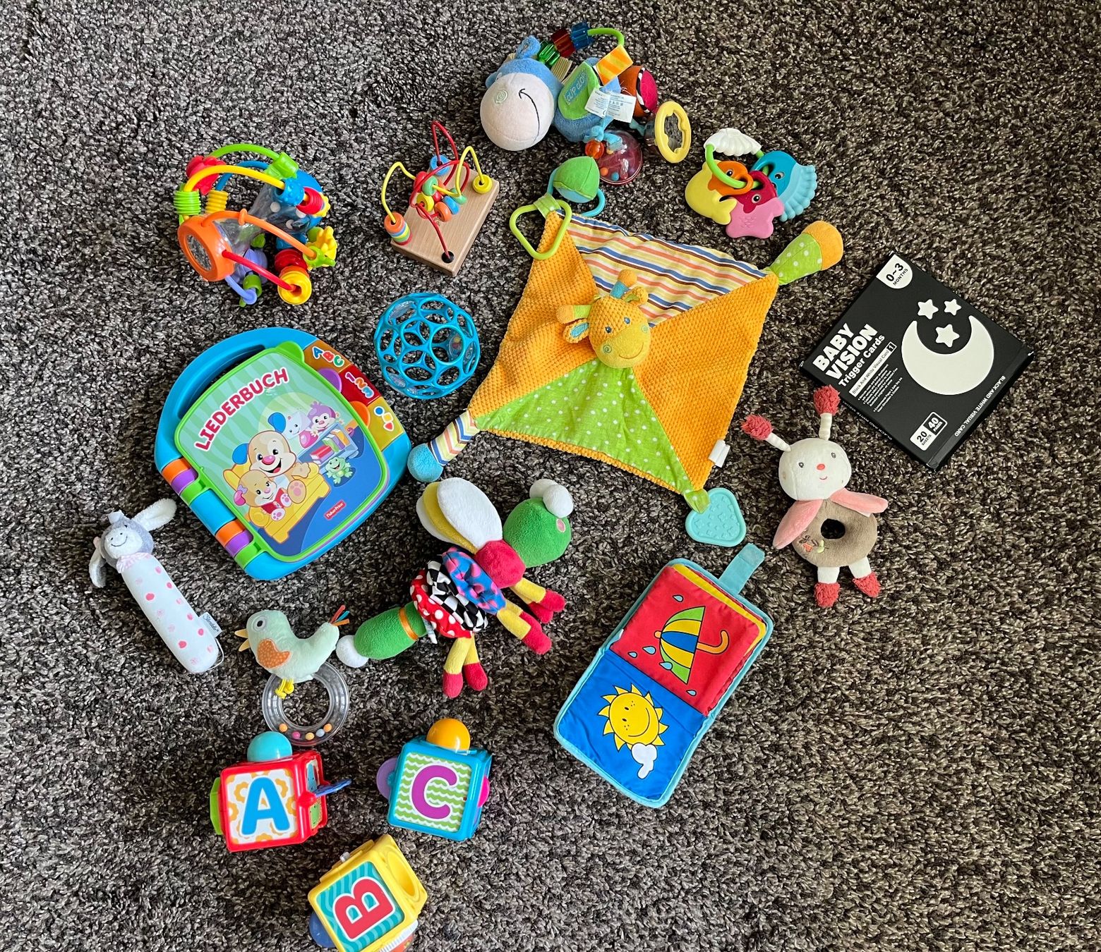 Giocattoli: Baby Spielzeugpaket – Usato da Arni AG venduto da Urmeli1315