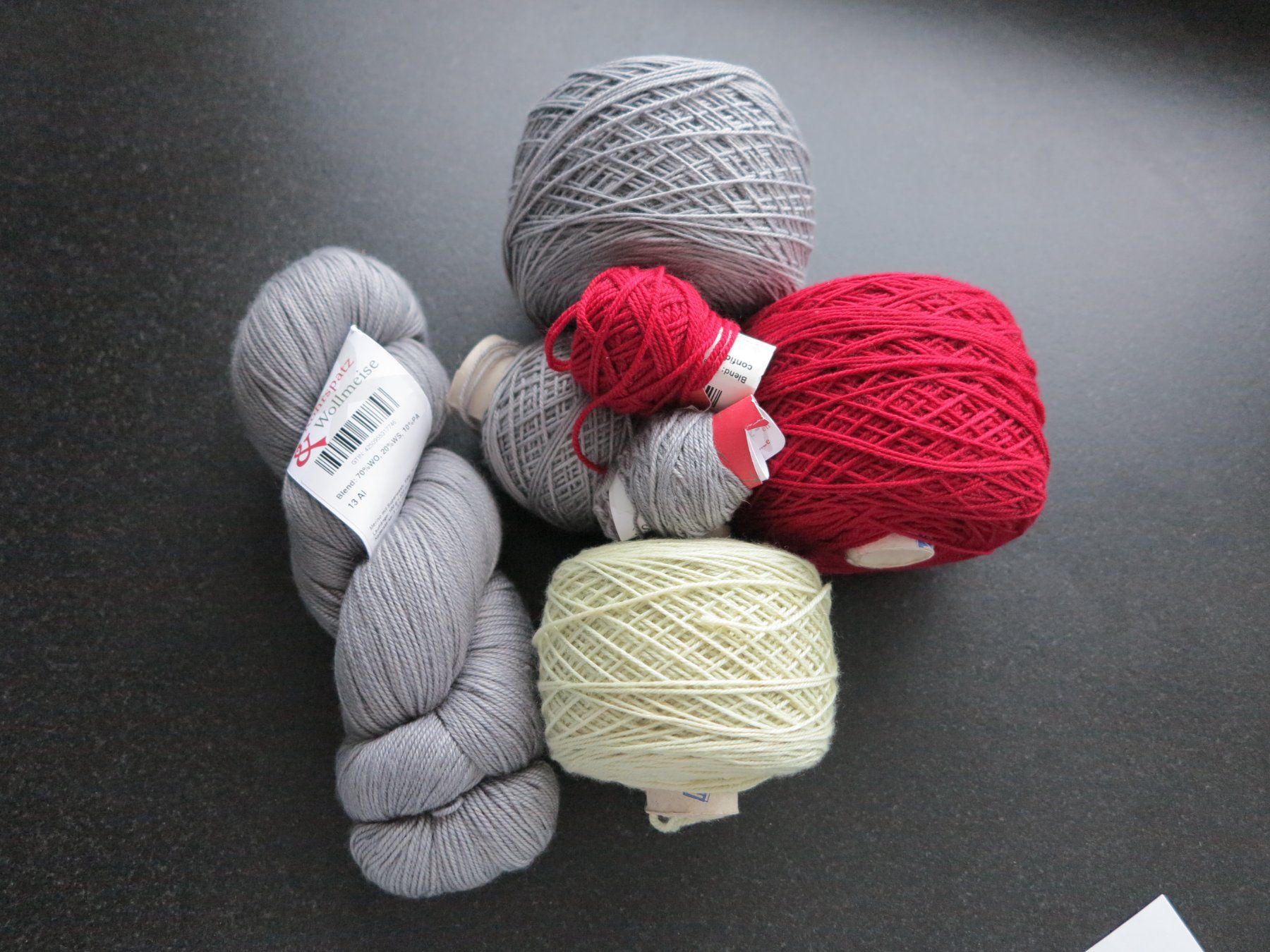 Lana: 650 g Wollmeise & Rohrspatz Blend – Usato da Büttikon AG venduto da Kaebri