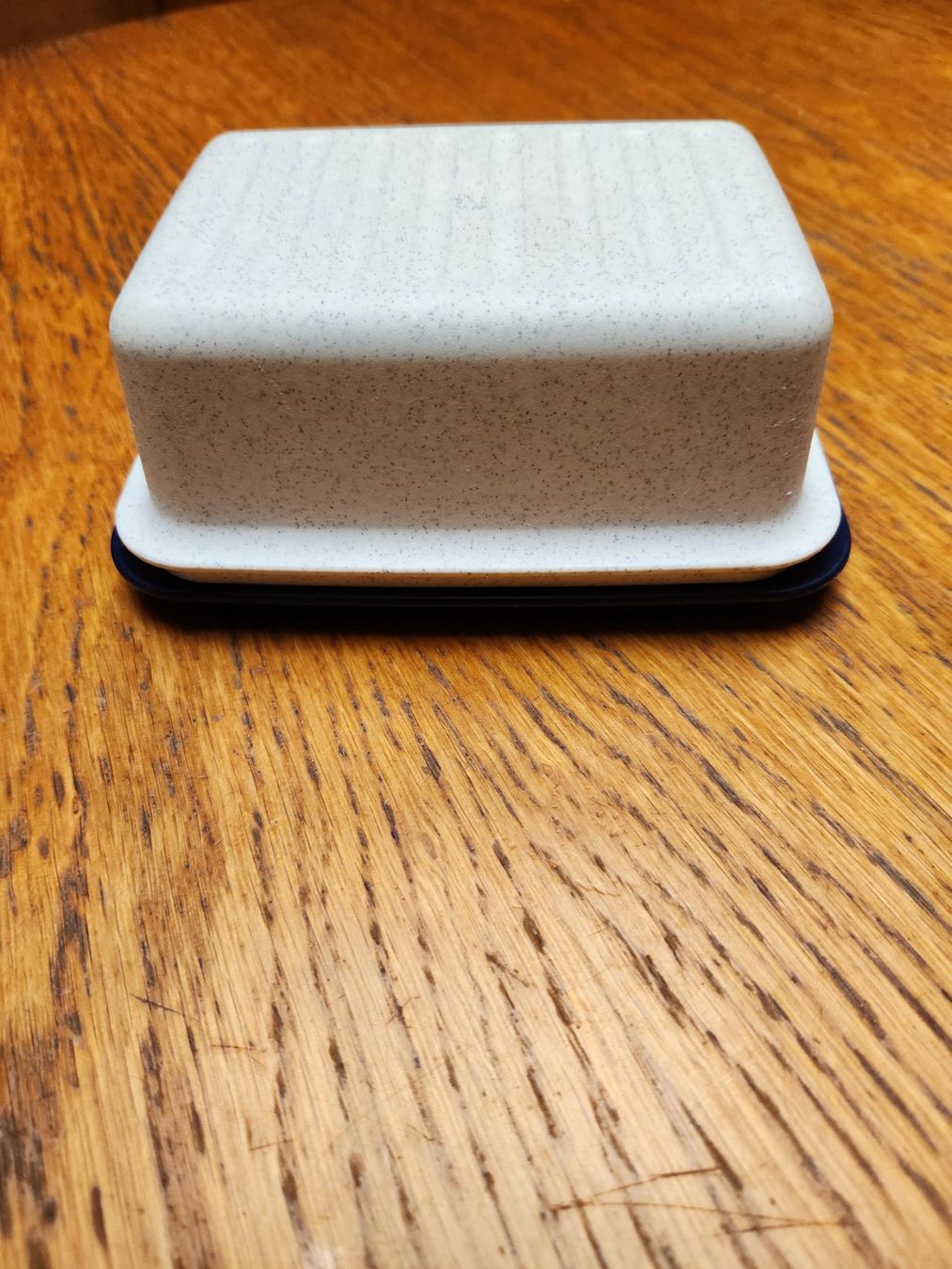 Tupperware Recipients et similaires: Tupperware Butterbehälter – Neuf (Voir description) à Gstaad par Meiel2020