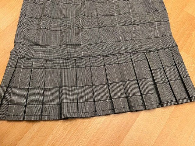 Vestiti: Elegantes Kleid Portmans Gr.34 – Usato da Wabern venduto da adamovski 2