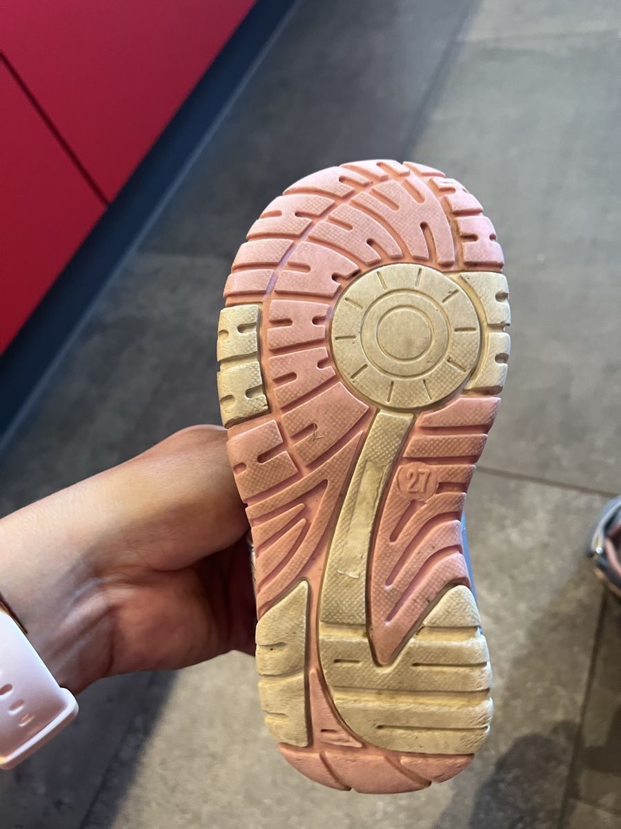 Scarpe per ragazze: Elsa Frozen Sandalen – Usato da Wasen im Emmental venduto da sigeschuetz 1