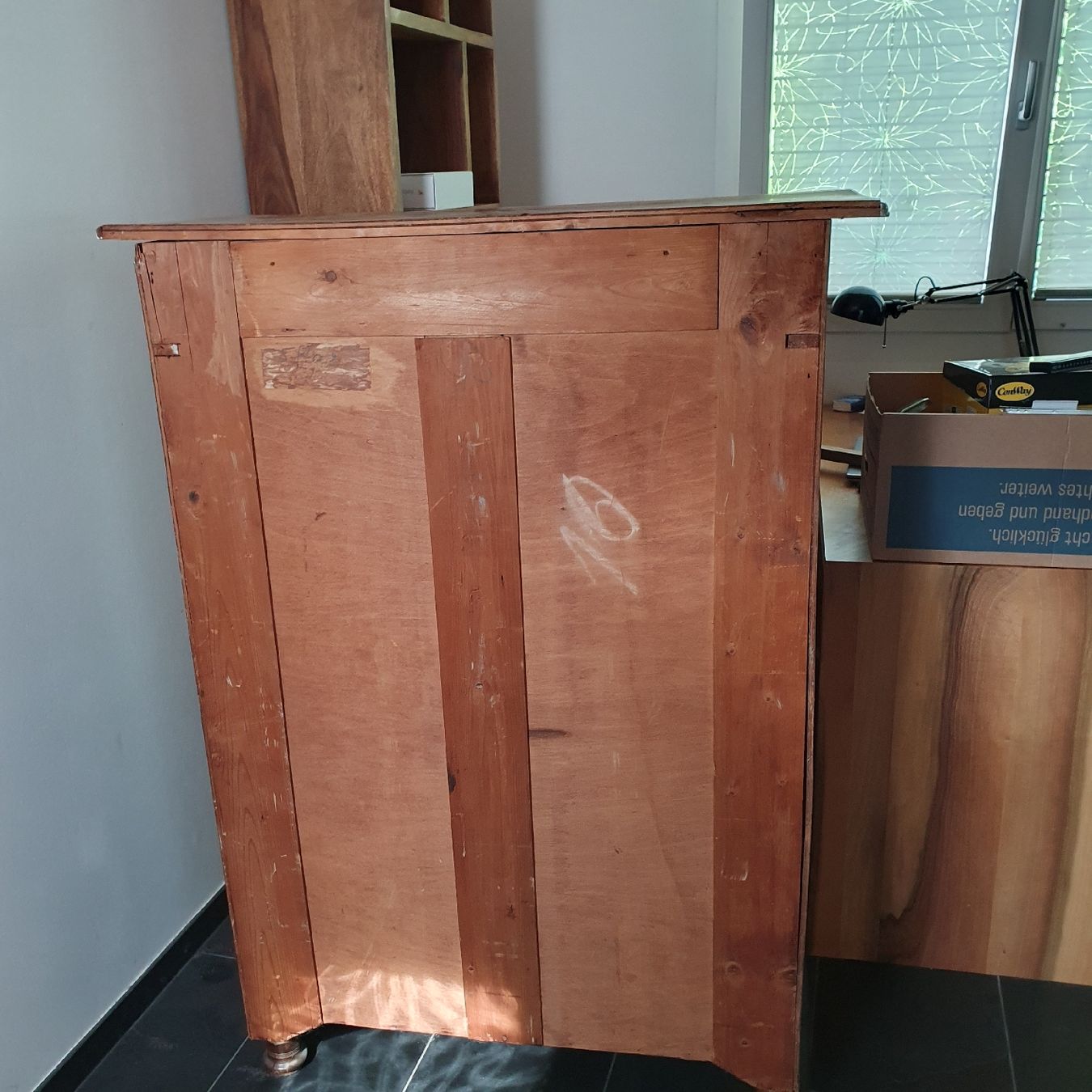 Armoires: Antiker kleiner Schrank Holz – D'occasion à Sirnach par Lemon04 3