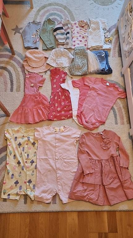 Lotti & Set di vestiti: Kleider paket Mädchen 86 92 98 – Usato da Münchenstein venduto da vik_6btb 1