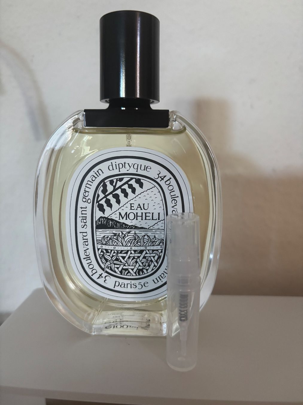 Diptyque Profumi & Eau de Toilette: Diptyque Eau Mohéli EDT Duftprobe 2ML – Usato da Zürich venduto da deruja