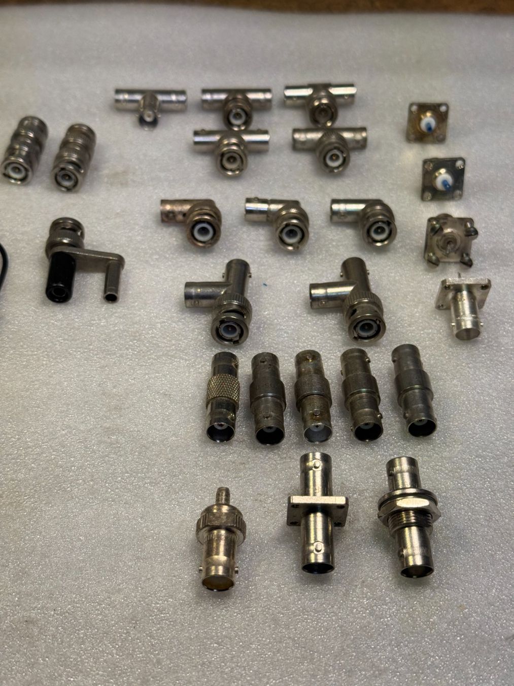 Technique de radiocom: 30 HF Stecker Typ C – D'occasion à Ins par funkflieger 1
