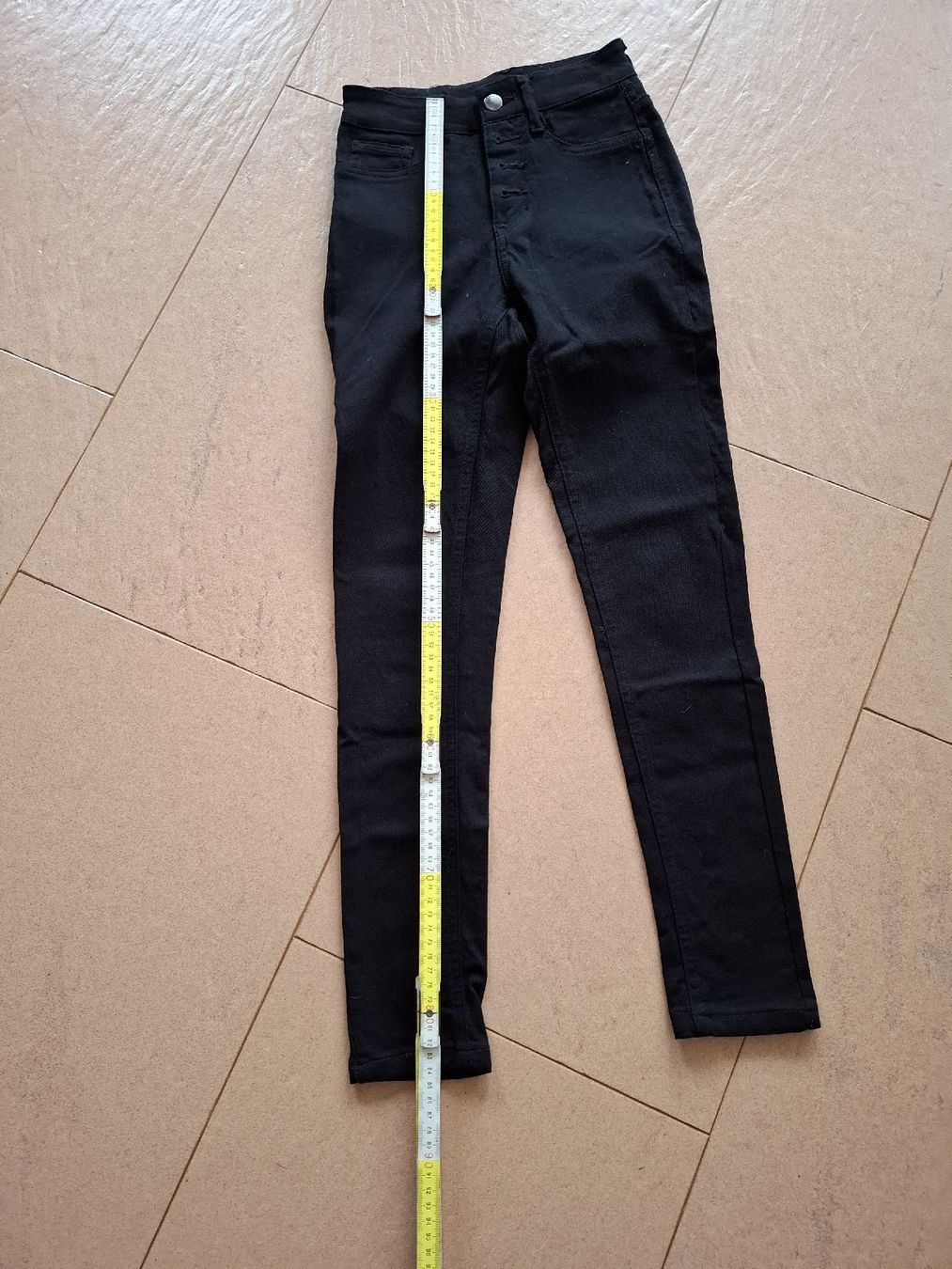 Pantaloni: Hose schwarz Grösse XS Danen – Usato da Thun venduto da lede 1