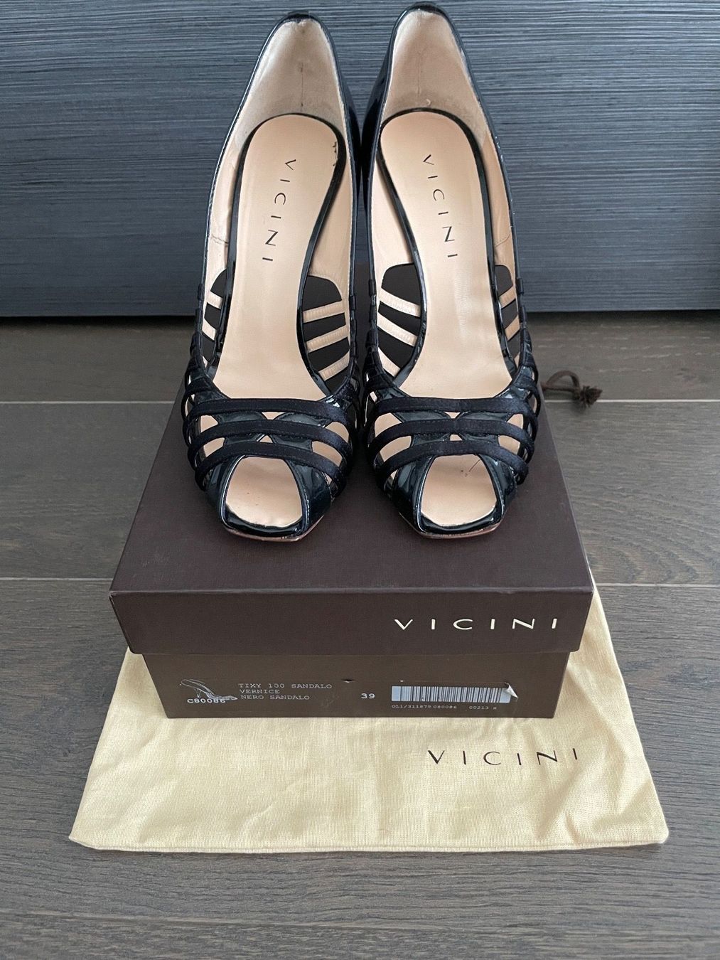 Scarpe da donna: Vicini Pumps aus echtem Leder – Nuovo (secondo la descrizione) da Grenchen venduto da servet.t