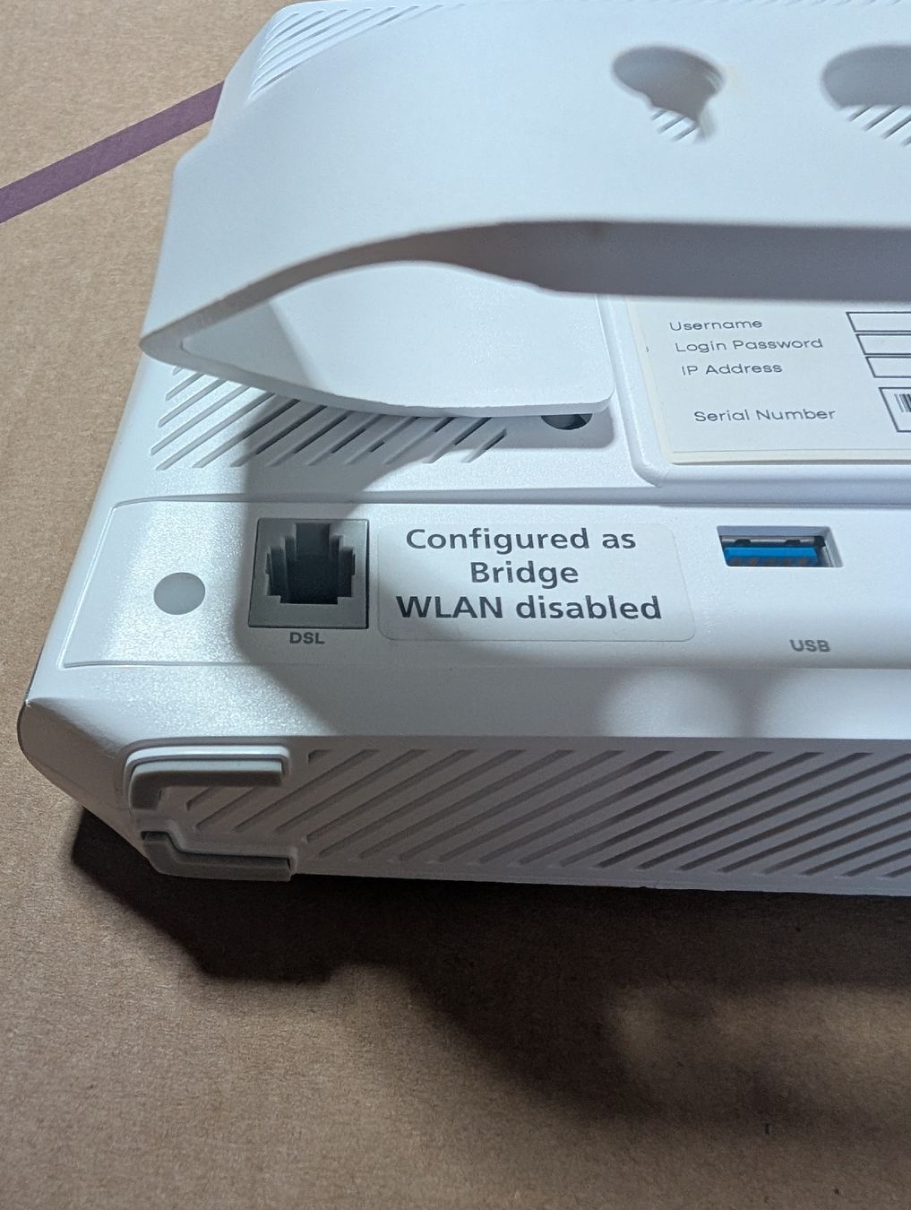 Zyxel Modem & Router: Zyxel XMG3927-B50A Router – Usato da Kreuzlingen venduto da cryotize 2