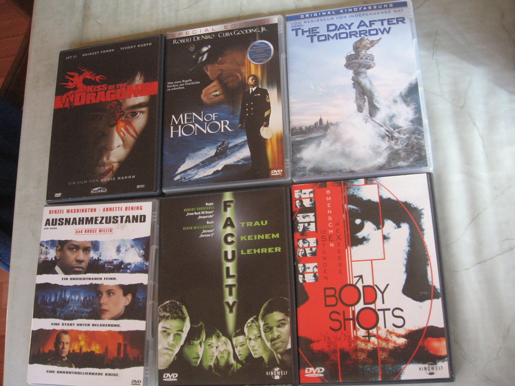 Tutti i DVDs: 21 DVD Filme mit Topshots – Usato da Nürensdorf venduto da Misterq 1
