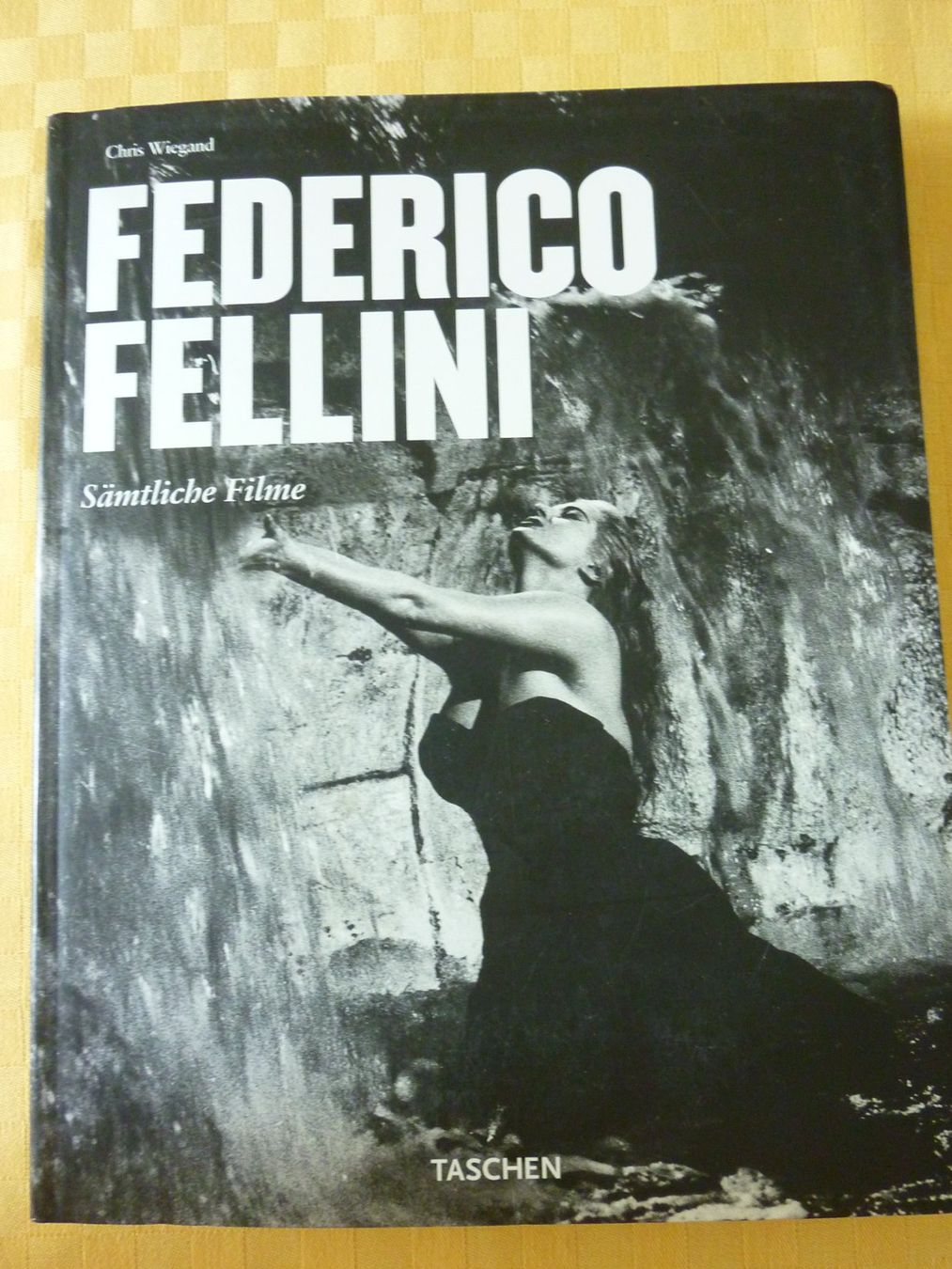 Libri: Federico Fellini (1920 - 1993) – Usato da Egg b. Zürich venduto da MissMarple2