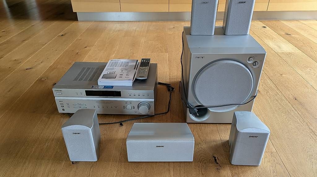 Sony Home cinéma: SONY Surround mit Subwoofer – D'occasion à Därstetten par Badewanne2