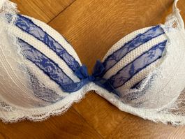 Wunderschöner edler ivory-royalblauer BH, Lise Charmel, 80B