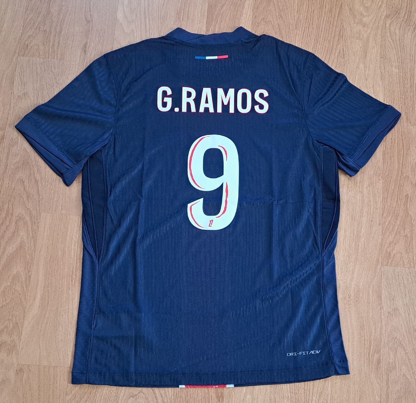Nike Canottiere & Pantaloni: Maillot PSG 2024 - 9 Ramos – Nuovo e nell'imballaggio originale da St-Imier venduto da supernova21 1