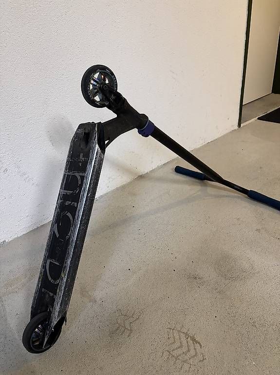 Kickboard: Ethik stunt Scooter Gebraucht  – Usato da Spreitenbach venduto da cal_7vxk 2