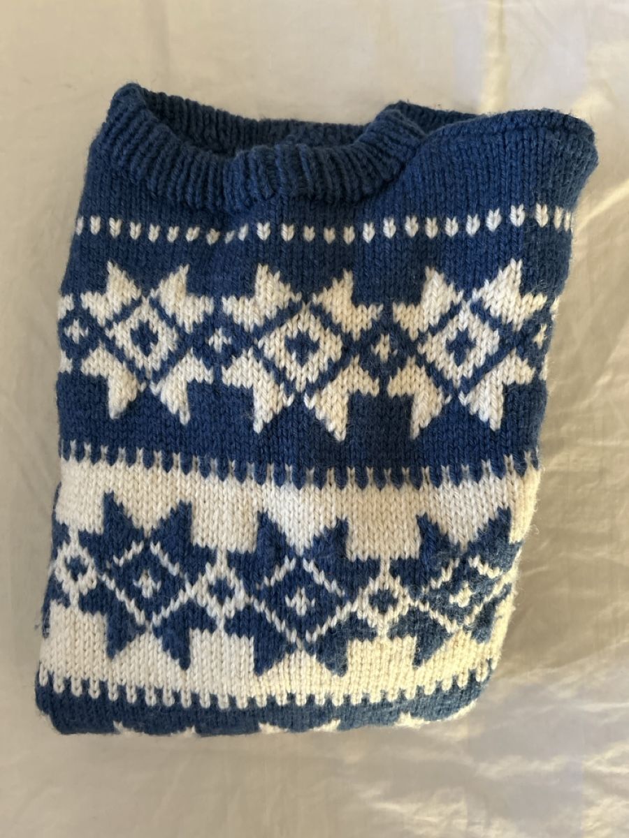 Pullover & Sweatshirts: Warmer Winter Pullover, Norweger Strickmuster, Grösse M – Gebraucht aus Biel/Bienne von guggerj 2