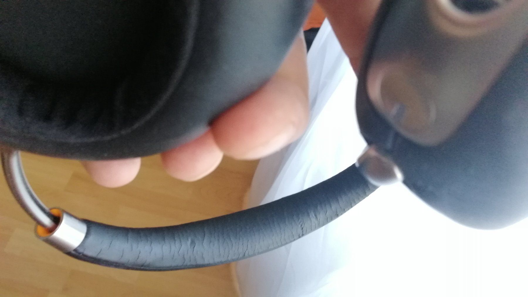 Parrot Cuffie: Parrot Zik – Usato da Meggen venduto da Malecifent 3