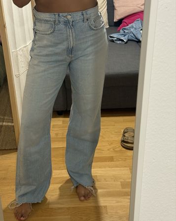 Zara Wide-leg Jeans Grösse EUR 42 hellblau guter Zustand
