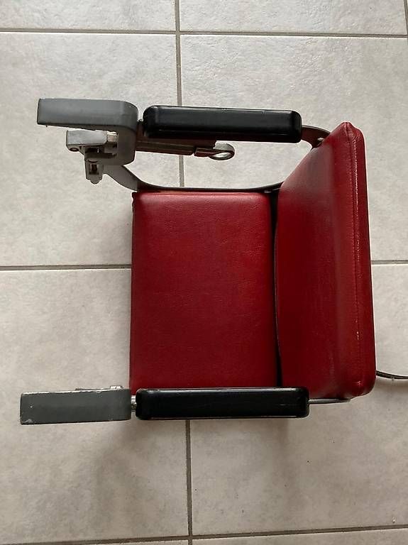 Seggiolini per auto: Kindersitz – Usato da Schwarzenbach SG venduto da ernesto3.6 2