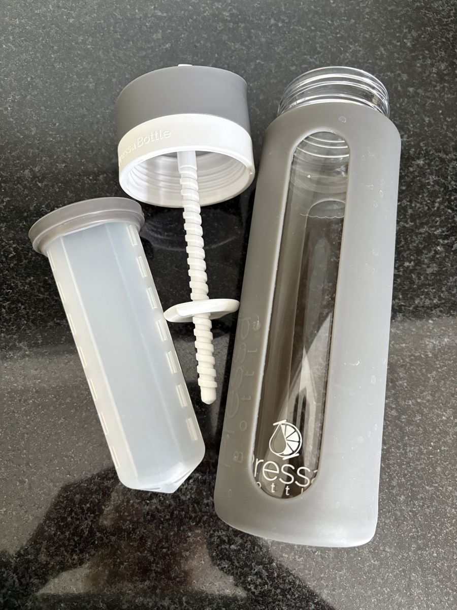 Borracce & Thermos: Trinkflasche PressaBottle 0.7l, anthrazit – Usato da Zwillikon venduto da Eni88 1