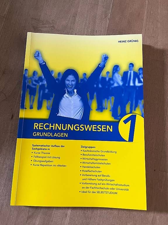 Bücher: Diverse Schulbücher Berufsmatur – Gebraucht aus Binningen von Bebbi28
