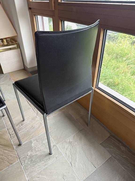 Set di tavolo e panche: Esstisch mit 8 Lederstühlen – Usato da Illnau venduto da mei_8cyp 4