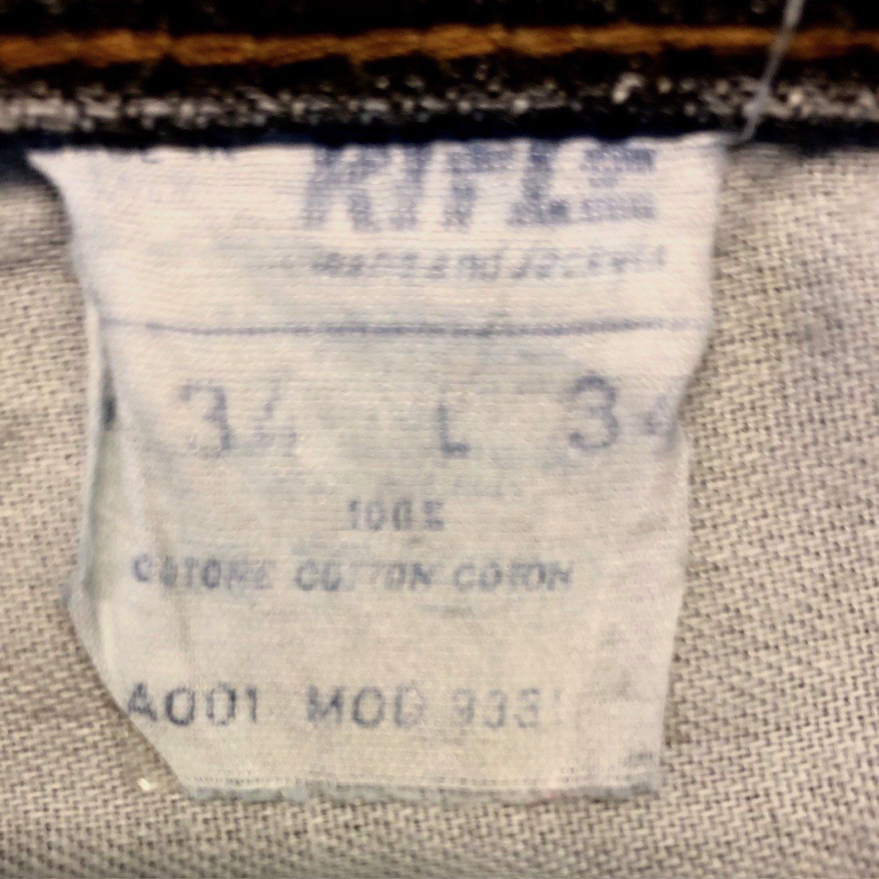 Rifle Jeans: Jean-Shorts RIFLE – D'occasion à Meilen par SUI372 5