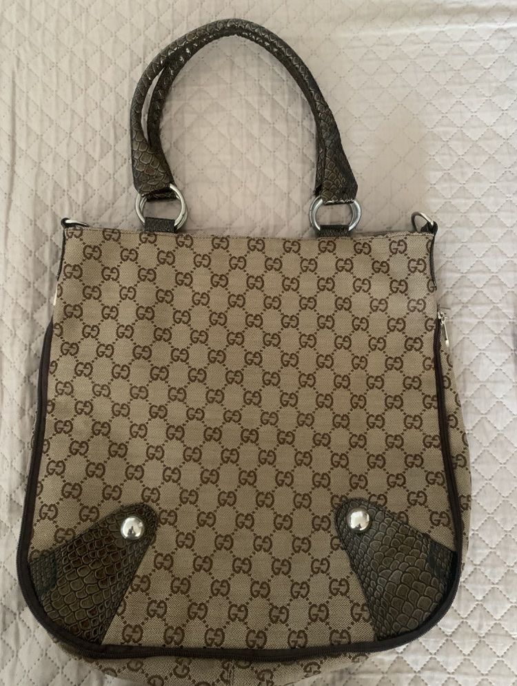 Borse da donna: Borsa con motivo GG – Usato da Epalinges venduto da MyVintageWorld