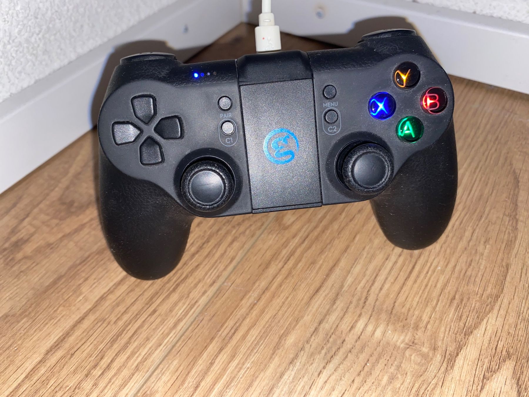 Controller: Wireless Game Controller für PC / Android / Schwarz – Nuovo (secondo la descrizione) da Meggen venduto da Lu103883 1