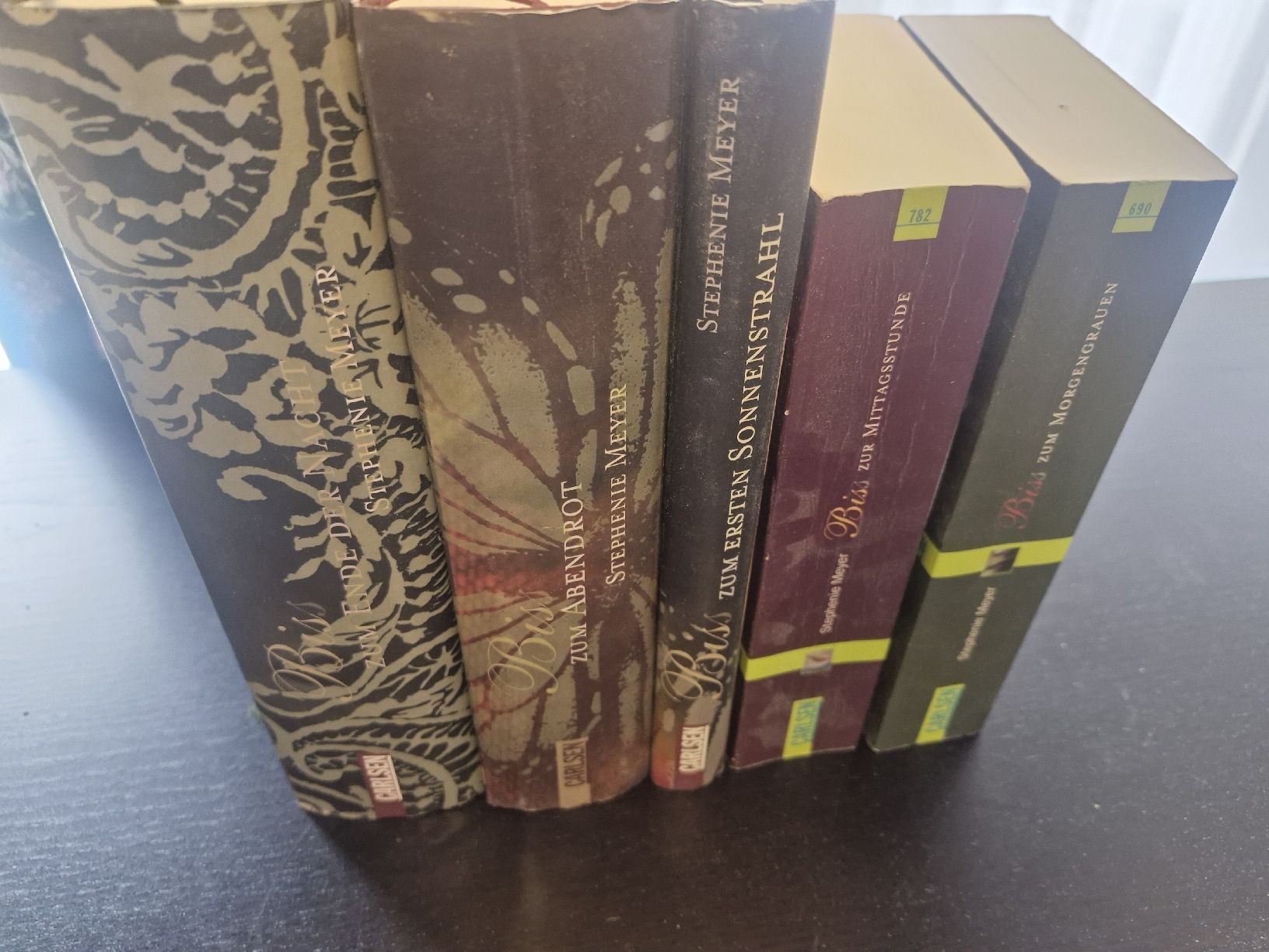 Libri: verkaufe komplette Twilight Serie – Usato da Boswil venduto da mir_z8w2 1