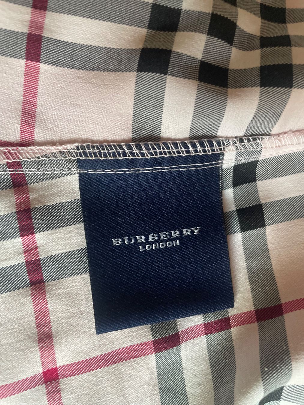 Burberry Blusen: Camicia rosa Burberry London – Gebraucht aus Minusio von Pink222 5