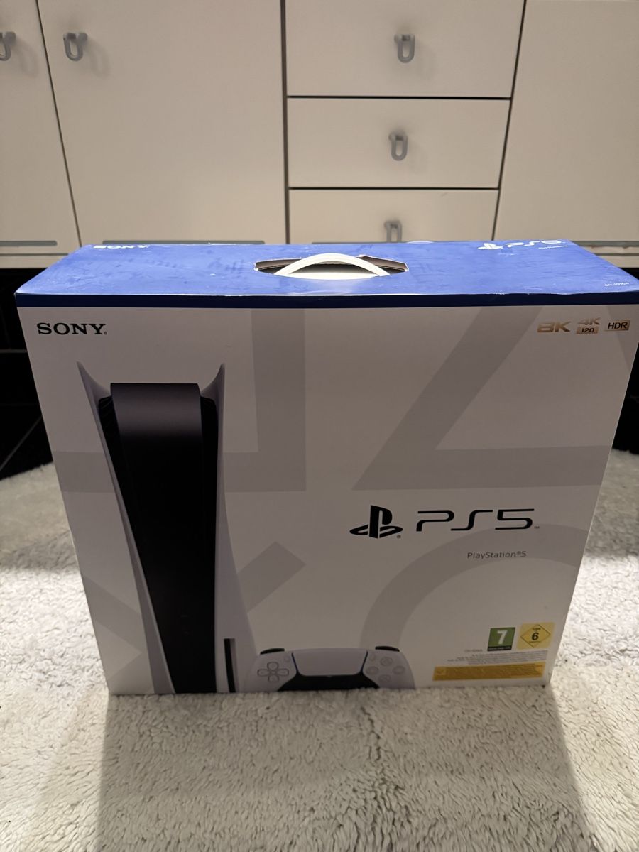 Sony Giochi: Playstation 5 ungeöffnet, (1 edition) + Controller – Nuovo e nell'imballaggio originale da Grenchen venduto da Susanoo_TCG