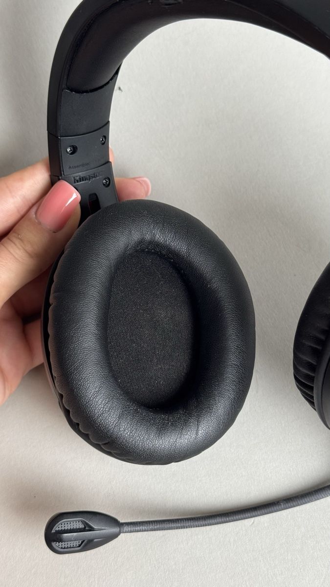 Hyperx Cuffie: HyperX Cloud Flight Wireless Gaming Headset (Ungetestet) – Usato da Rümlang venduto da vla_9g7d 2