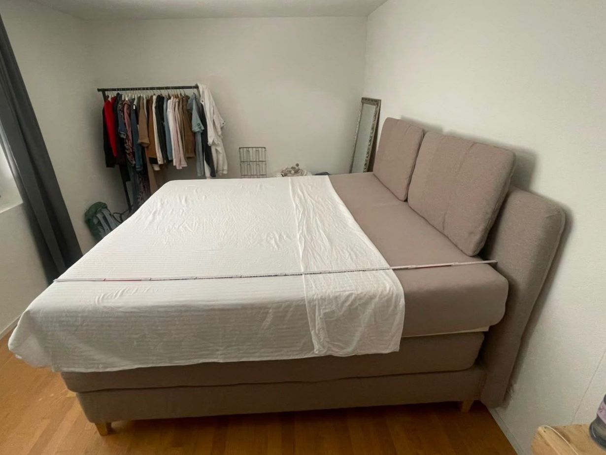 Ikea Letti: Boxspring Bett  IKEA  LILLFJÄLLET – Usato da Malters venduto da DPHandel