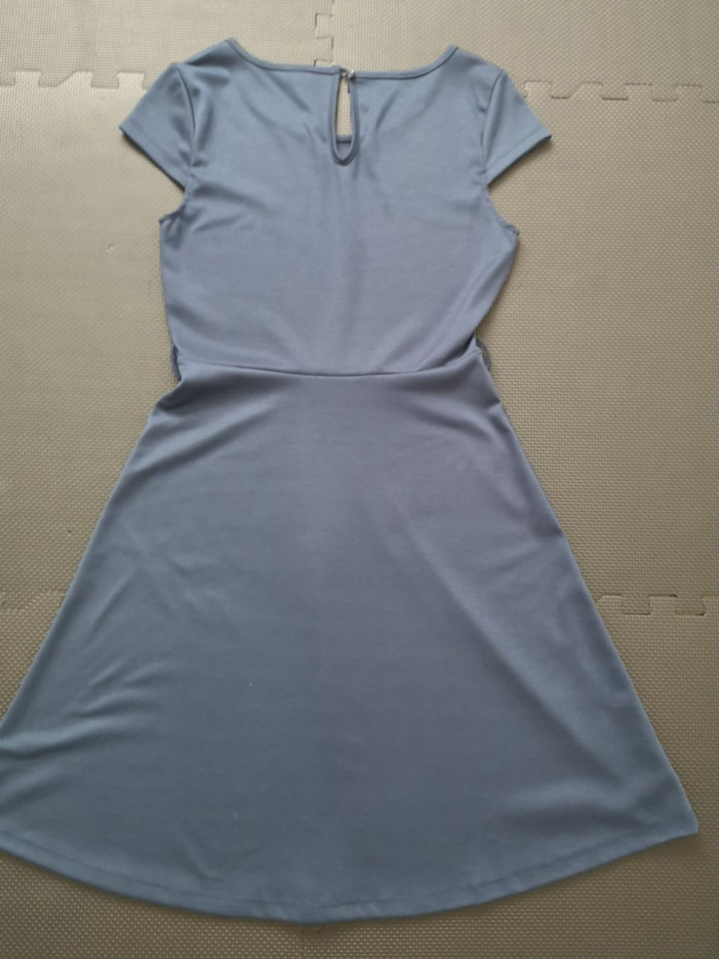 Vestiti: Kleid (neuwertig) – Nuovo (secondo la descrizione) da Bremgarten AG venduto da recbitw 4