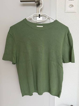 Grünes T-Shirt